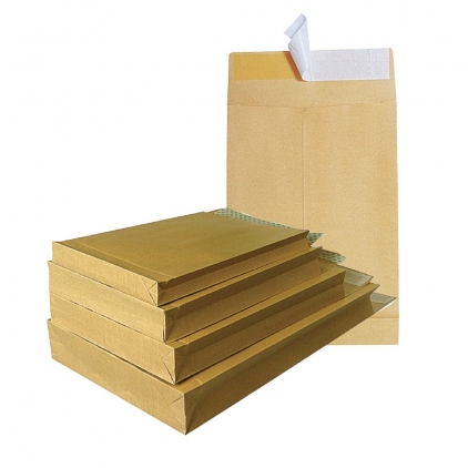 Plic CD, 124 x 127 mm, fereastra, alb, gumat , 90 g/mp Plic cu burduf, B4, 250 x 353 x 50 mm, kraft, banda silicon, 120 g/mp, 100 bucati/cutie