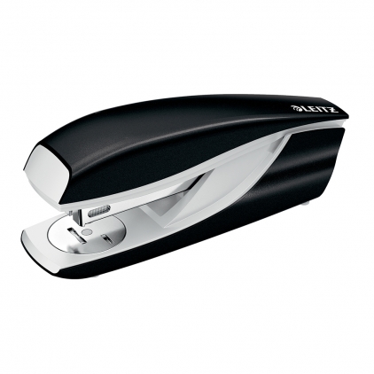 Capsator Novus B4 FC, 50 coli, capse 24/6, 26/6, 24/8, 26/8, negru Capsator metalic Leitz WOW 5502 NeXXt Series, 30 coli, 200 capse P3 incluse, negru