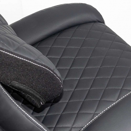 Scaun de birou ergonomic cu spatar inalt, suport lombar si cotiere rabatabile OFF 336 bleu Scaun directorial negru OFF 651 din piele ecologica cu suport lombar si tetiera reglabila